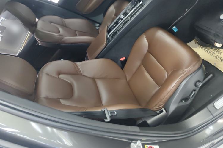 Used Volvo XC60 2019 T5 4x4 Smart Edition China V Standard Right Front Seat