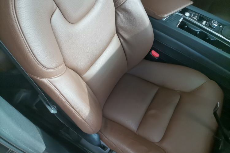 Used Volvo XC60 2019 T5 4x4 Smart Edition China V Standard Right Front Seat