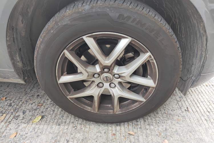 Used Volvo XC60 2019 T5 4x4 Smart Edition China V Standard Right Front Wheel Hub