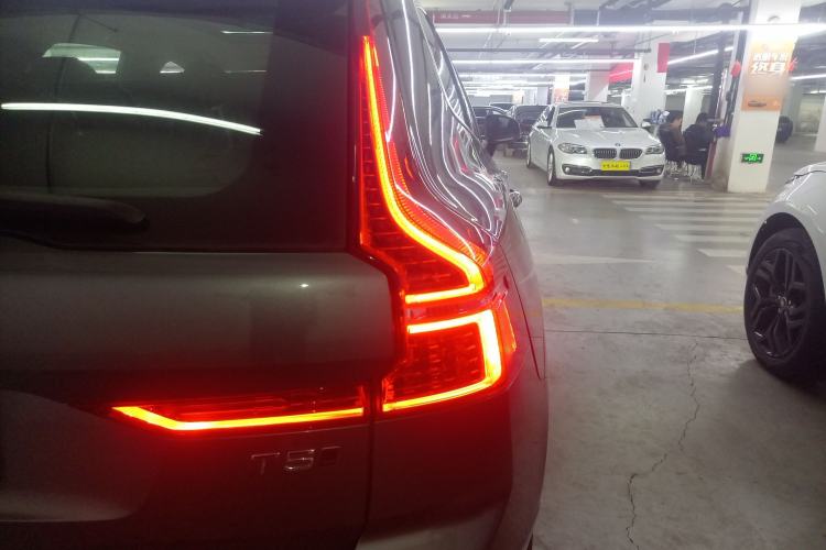 Used Volvo XC60 2019 T5 4x4 Zhiyuan Edition China VI Standard Right Rear Taillight