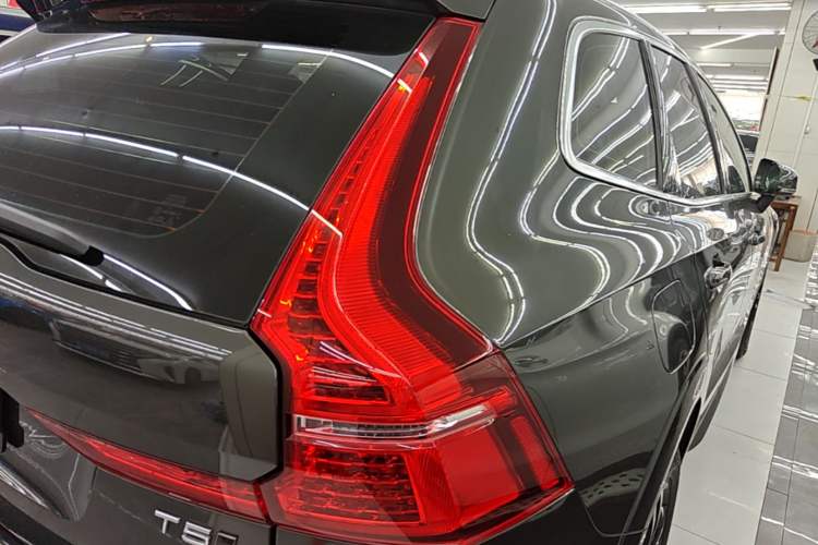 Used Volvo XC60 2019 T5 4x4 Smart Edition China V Standard Right Rear Taillight