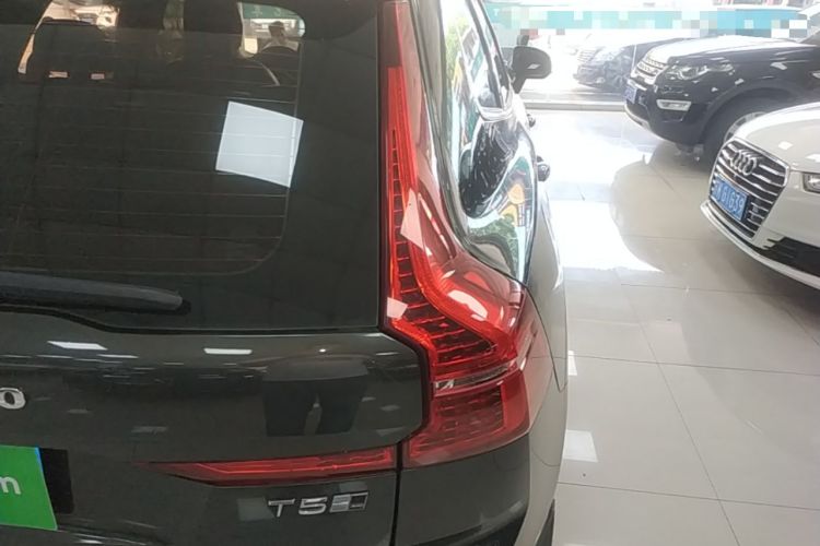 Used Volvo XC60 2019 T5 4x4 Zhiya Luxury Edition China VI Standard Right Rear Taillight