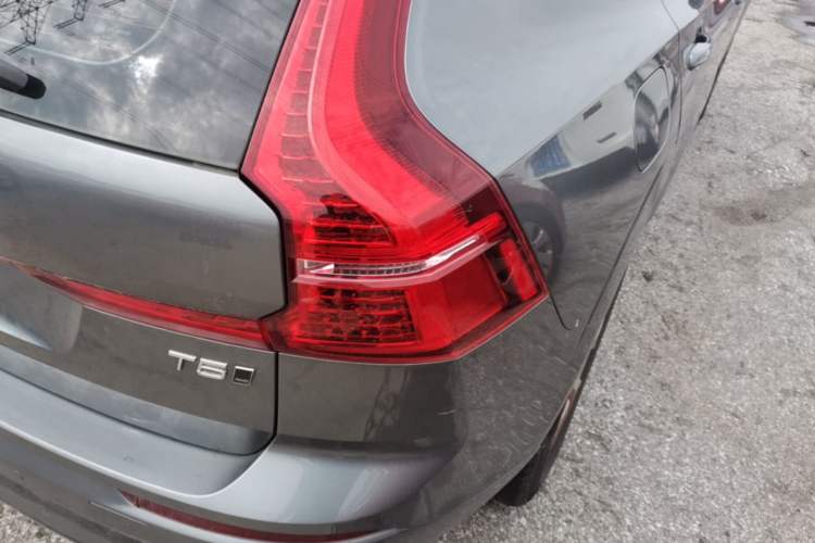 Used Volvo XC60 2019 T5 4x4 Smart Edition China V Standard Right Rear Taillight