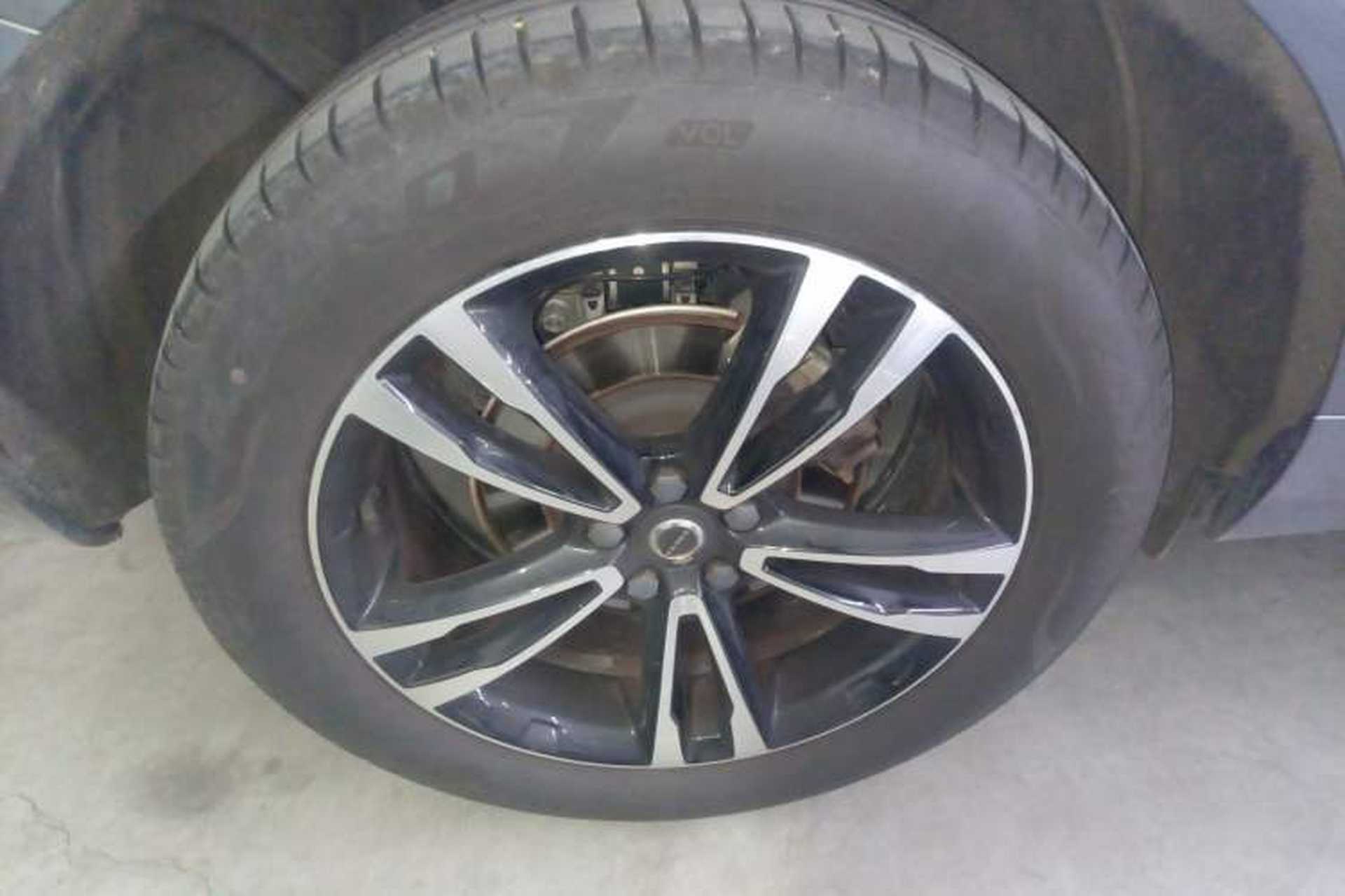 Used Volvo XC60 2019 T5 4x4 Zhiyuan Edition China VI Standard Right Rear Wheel Hub