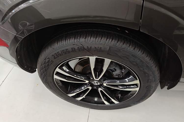 Used Volvo XC60 2019 T5 4x4 Smart Edition China V Standard Right Rear Wheel Hub