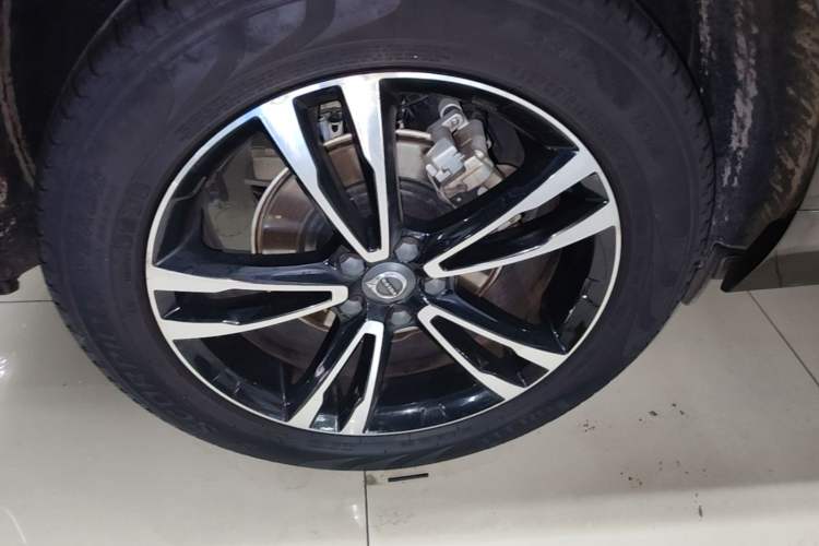 Used Volvo XC60 2019 T5 4x4 Zhiyuan Edition China VI Standard Right Rear Wheel Hub