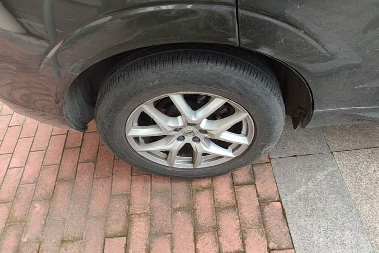 Used Volvo XC60 2019 T5 4x4 Smart Edition China V Standard Right Rear Wheel Hub
