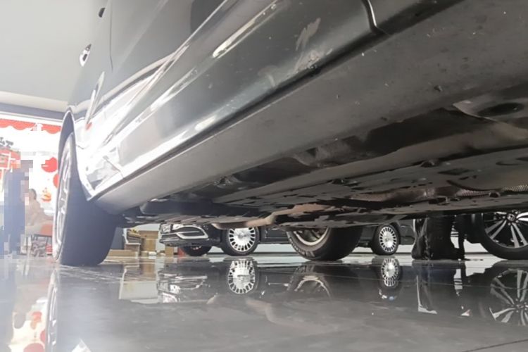 Used Volvo XC60 2019 T4 Zhiyi Edition China VI Right Side Sill