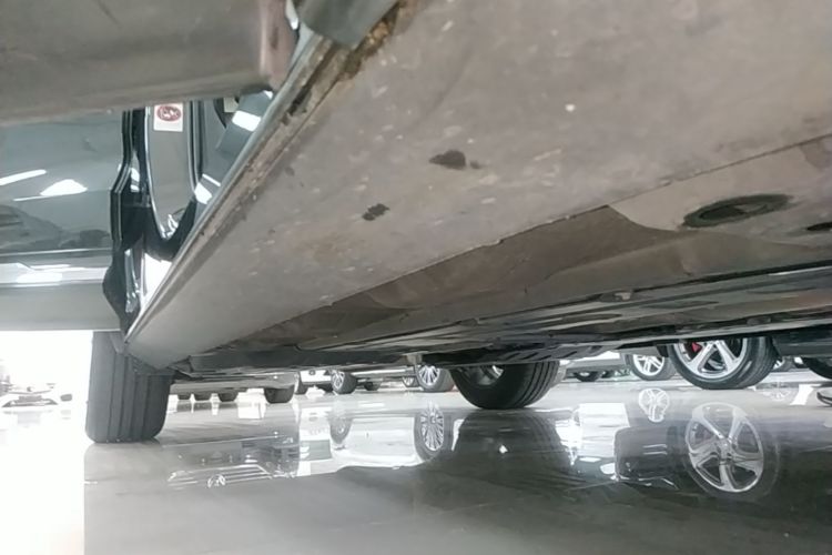 Used Volvo XC60 2019 T5 4x4 Zhiya Luxury Edition China VI Standard Right Side Sill