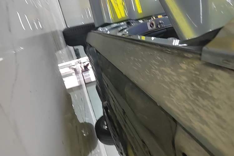 Used Volvo XC60 2019 T4 Zhiyi Edition China V Standard Right Side Sill