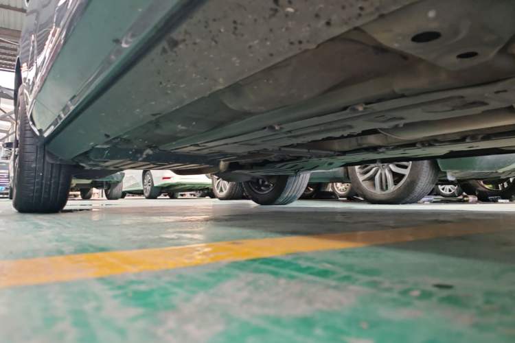Used Volvo XC60 2019 T5 4x4 Zhiya Luxury Edition China VI Standard Right Side Sill