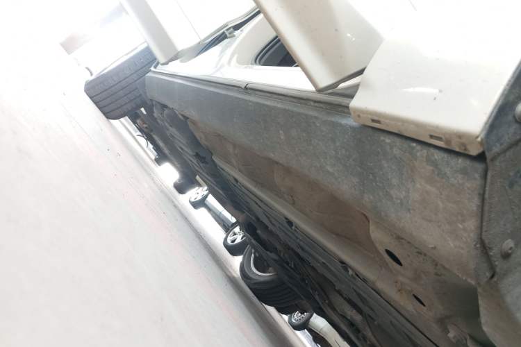 Used Volvo XC60 2019 T5 4x4 Smart Edition China VI Standard Right Side Sill