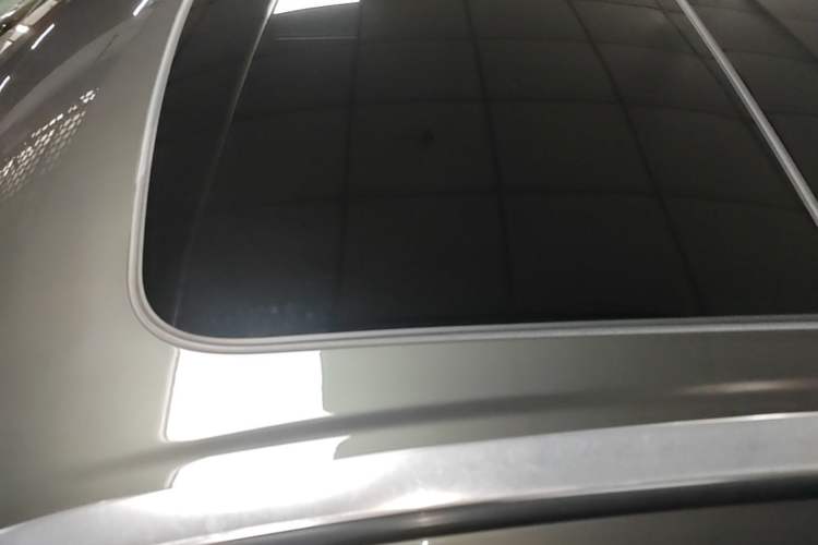 Used Volvo XC60 2019 T5 4x4 Smart Edition China VI Standard Roof
