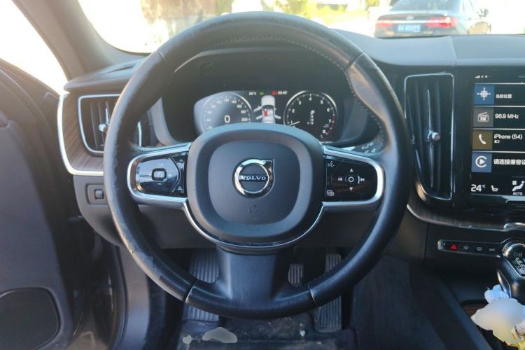 Used Volvo XC60 2019 T5 4x4 Zhiya Luxury Edition China VI Standard Steering Wheel