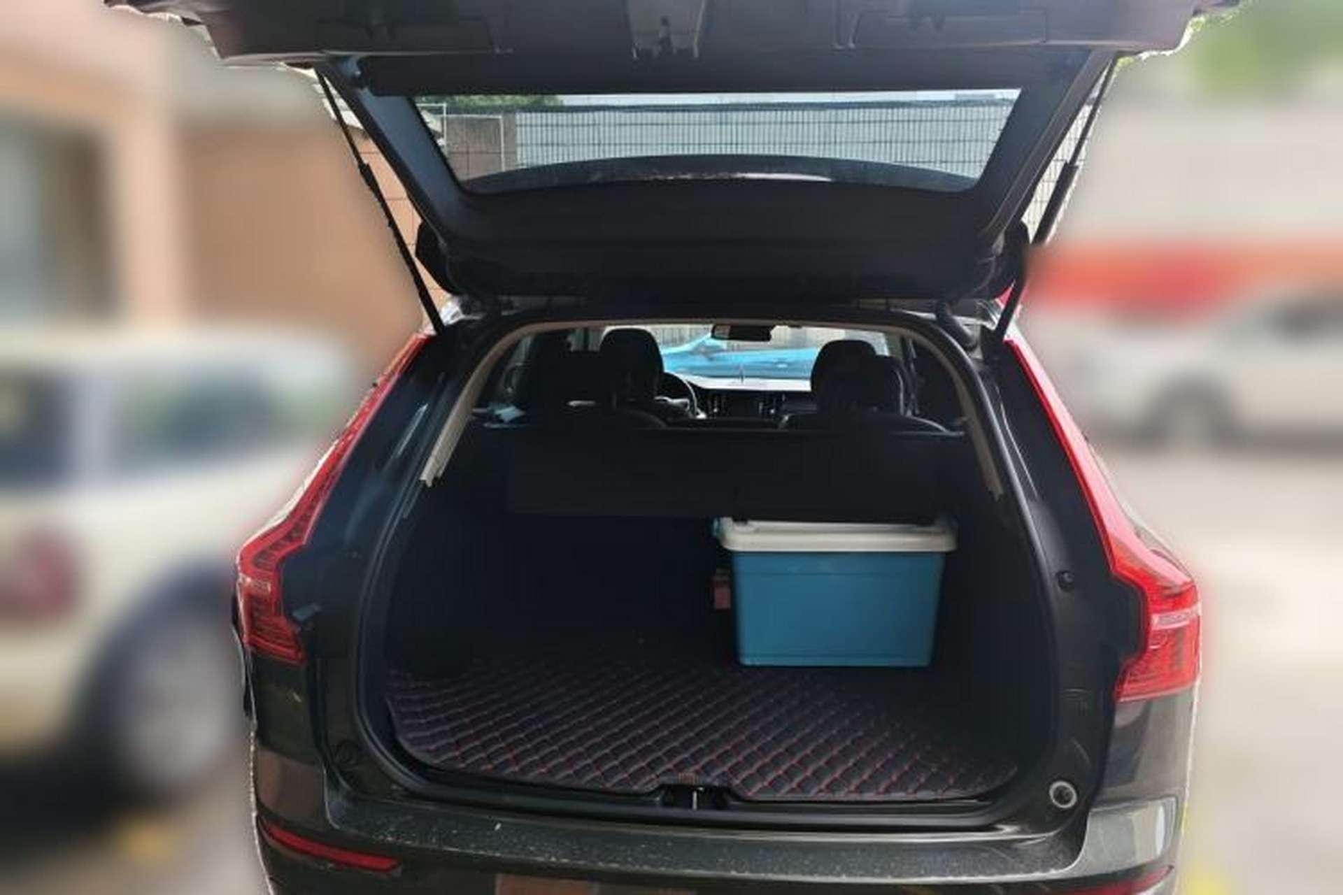 Used Volvo XC60 2019 T5 4x4 Smart Edition China V Standard Trunk
