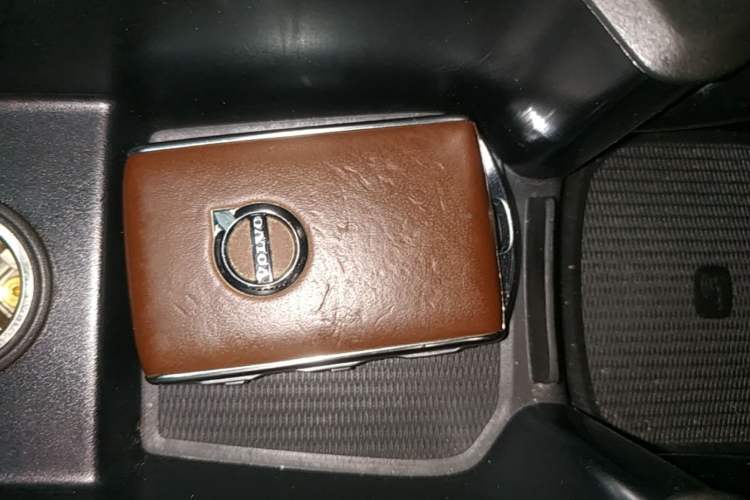 Used Volvo XC60 2019 T5 4x4 Zhiya Luxury Edition China VI Standard Vehicle Key