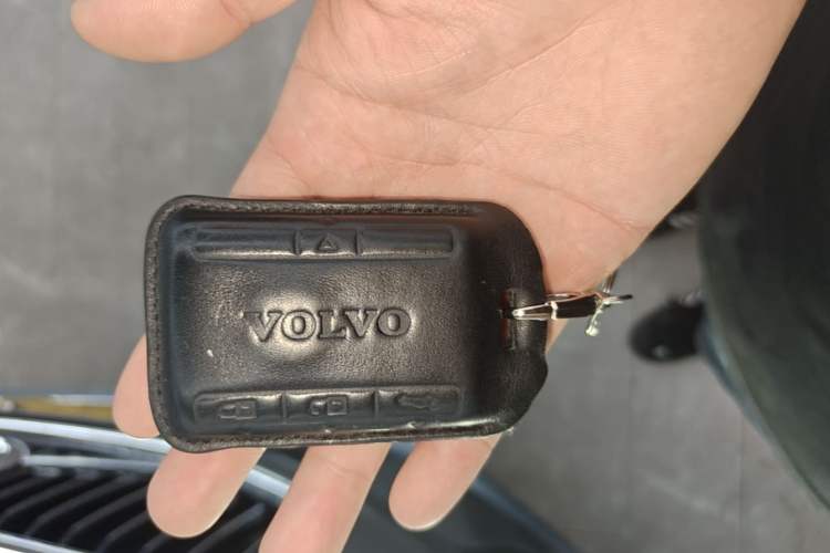Used Volvo XC60 2019 T5 4x4 Smart Edition China V Standard Vehicle Key