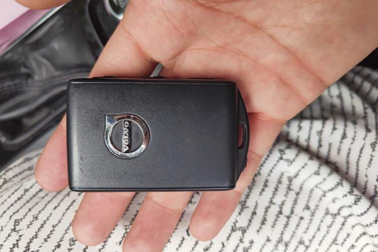 Used Volvo XC60 2019 T5 4x4 Smart Edition China V Standard Vehicle Key