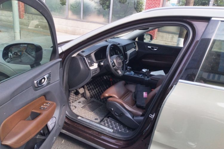 Used Volvo XC60 2019 T5 4x4 Zhiya Luxury Edition China V Standard Driver Seat