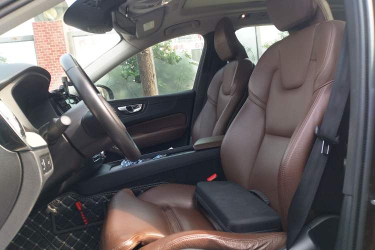 Used Volvo XC60 2019 T5 4x4 Zhiya Luxury Edition China V Standard Left Front Seat