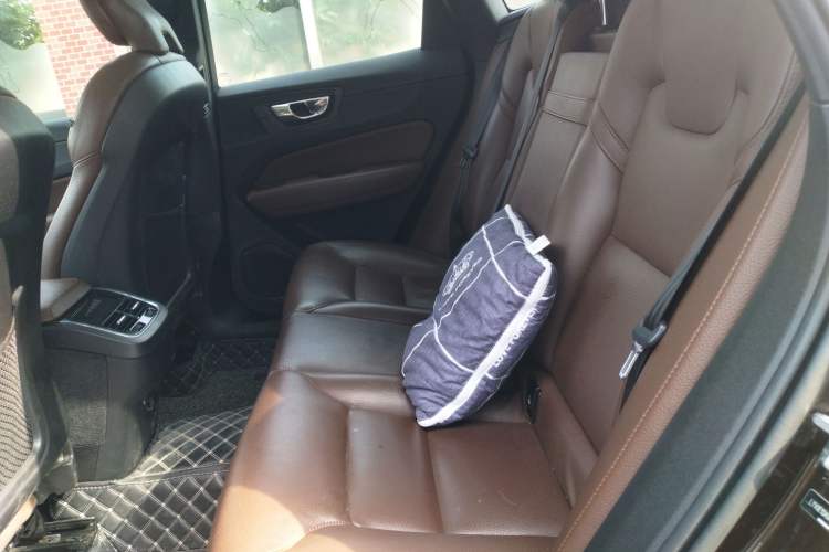 Used Volvo XC60 2019 T5 4x4 Zhiya Luxury Edition China V Standard Left Rear Seat