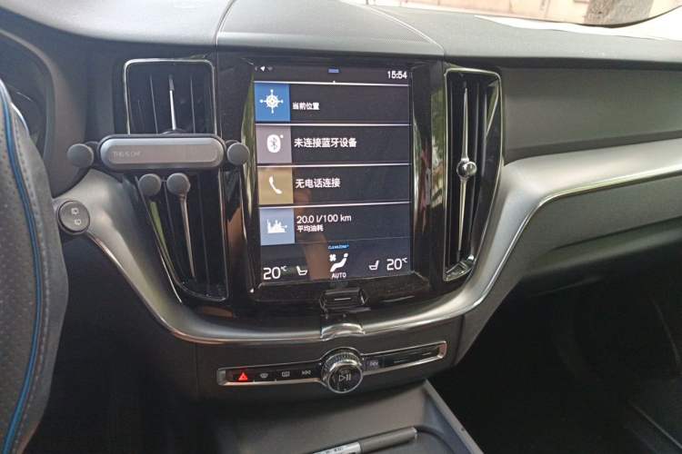 Used Volvo XC60 2019 T5 4x4 Smart Edition China V Standard Audio And AC Panel