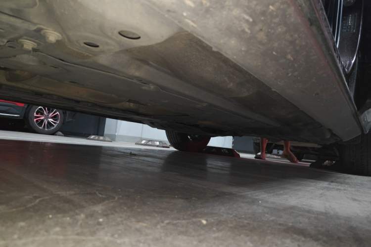Used Volvo XC60 2019 T5 4x4 Smart Edition China V Standard Chassis Front Left