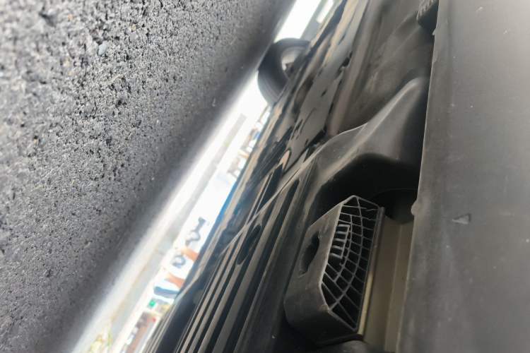 Used Volvo XC60 2019 T5 4x4 Smart Edition China V Standard Chassis Rear Left