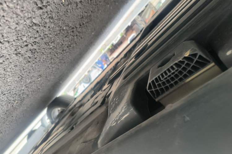 Used Volvo XC60 2019 T5 4x4 Smart Edition China V Standard Chassis Rear Right