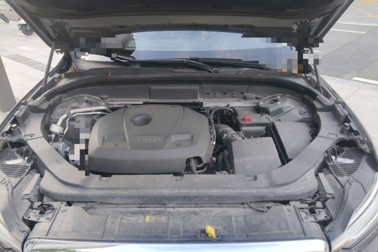 Used Volvo XC60 2019 T5 4x4 Zhiya Luxury Edition China V Standard Engine Bay