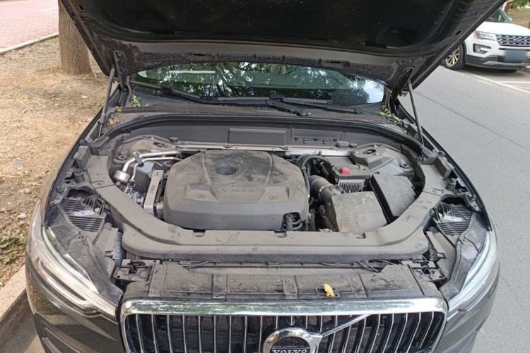 Used Volvo XC60 2019 T5 4x4 Smart Edition China V Standard Engine Bay