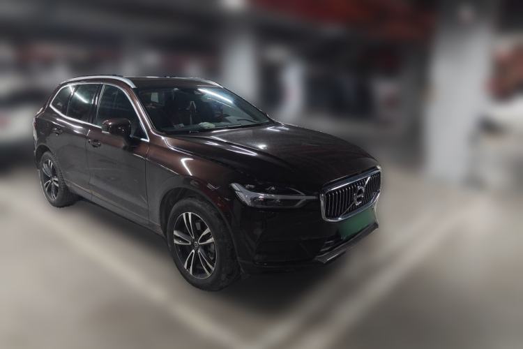 Used Volvo XC60 2019 T5 4x4 Smart Edition China V Standard Front Right 45 Deg