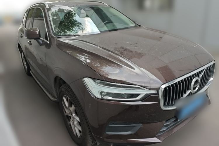 Used Volvo XC60 2019 T5 4x4 Smart Edition China V Standard Front Right 45 Deg