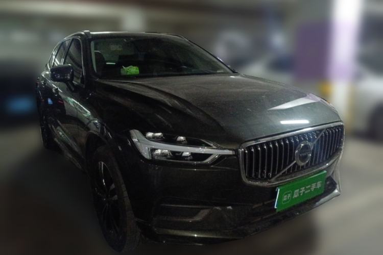 Used Volvo XC60 2019 T5 4x4 Zhiyuan Edition China VI Standard Front Right 45 Deg