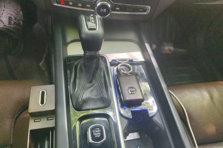 Used Volvo XC60 2019 T5 4x4 Zhiya Luxury Edition China V Standard Gear Lever