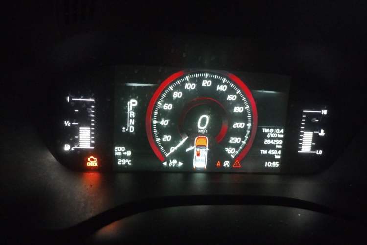 Used Volvo XC60 2019 T5 4x4 Smart Edition China VI Standard Instrument Cluster
