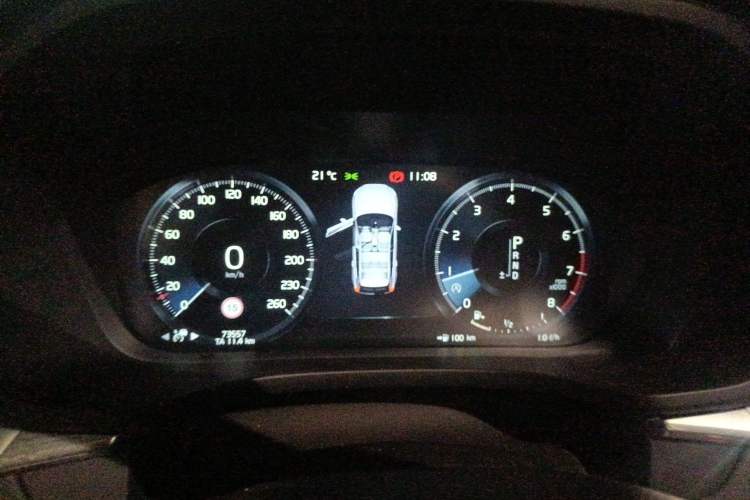 Used Volvo XC60 2019 T5 4x4 Zhiyuan Edition China VI Standard Instrument Cluster