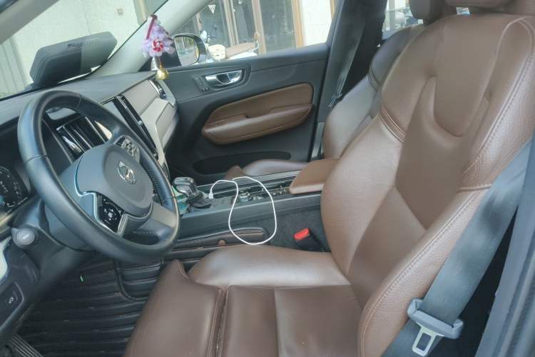 Used Volvo XC60 2019 T5 4x4 Zhiya Luxury Edition China V Standard Left Front Seat