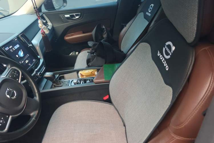 Used Volvo XC60 2019 T5 4x4 Smart Edition China V Standard Left Front Seat