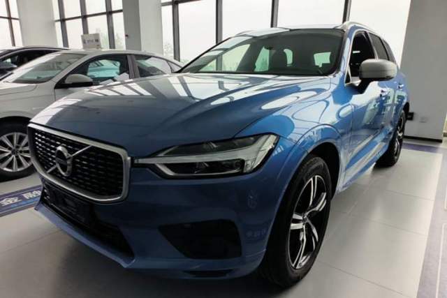 Used Volvo XC60 2019 T5 4x4 Smart & Dynamic Sport Edition China VI Standard