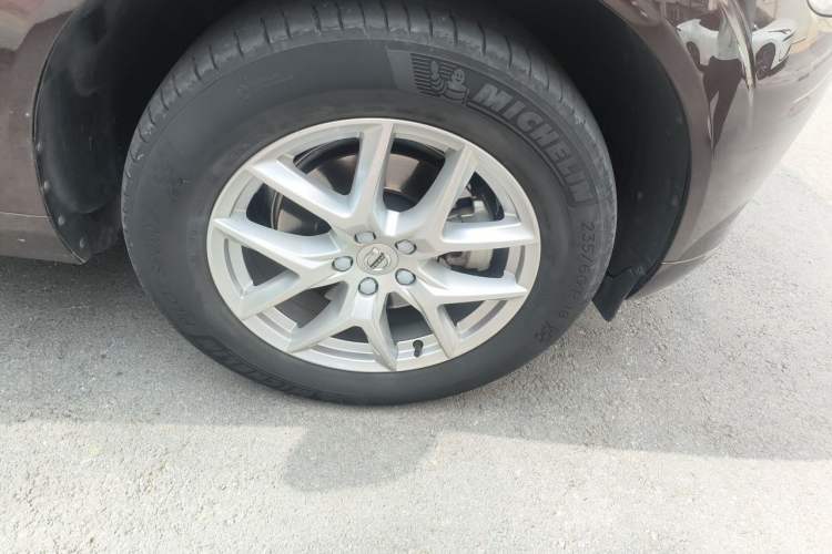 Used Volvo XC60 2019 T5 4x4 Smart Edition China V Standard Right Front Wheel Hub