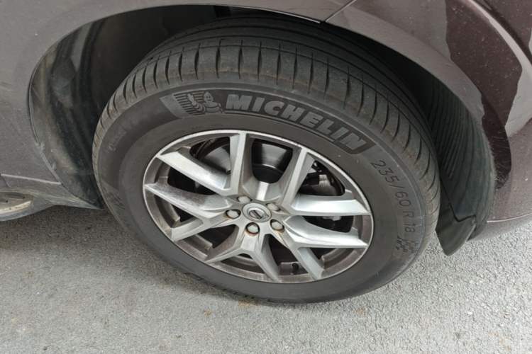 Used Volvo XC60 2019 T5 4x4 Smart Edition China V Standard Right Front Wheel Hub