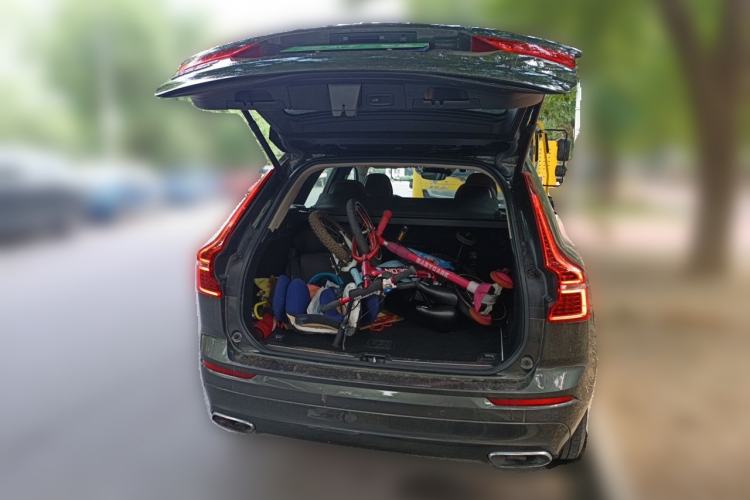Used Volvo XC60 2019 T5 4x4 Smart Edition China V Standard Trunk