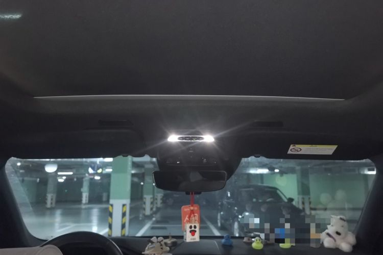 Used Volvo XC60 2019 T5 4x4 Smart & Dynamic Sport Edition China VI Standard Headliner