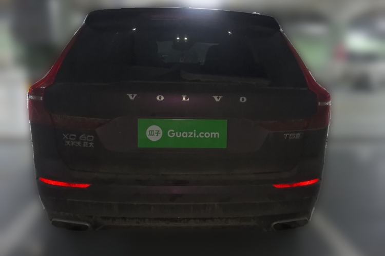 Used Volvo XC60 2019 T5 4x4 Smart & Dynamic Sport Edition China VI Standard Rear