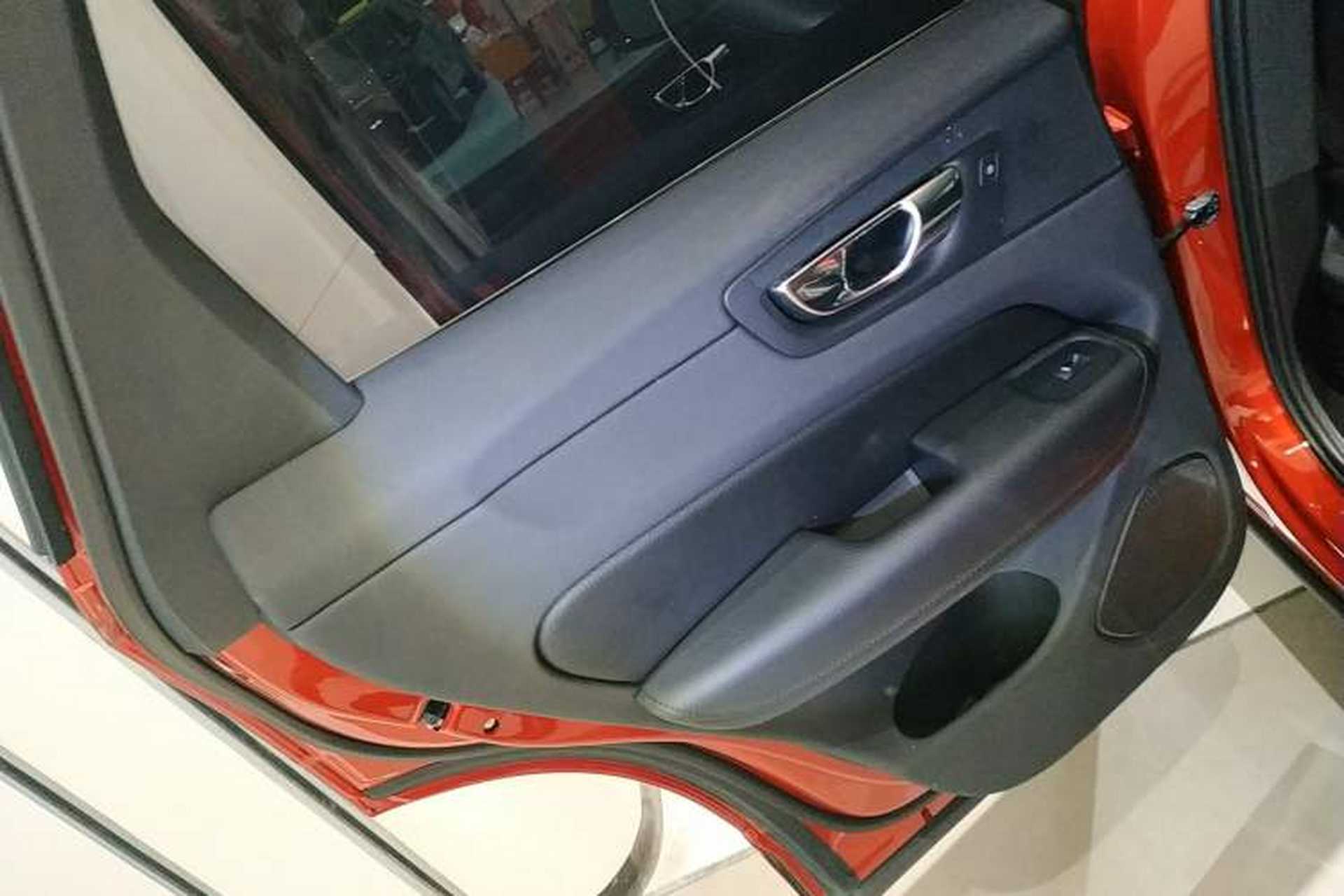 Used Volvo XC60 2019 T5 4x4 Smart Edition China V Standard Left Rear Door Interior