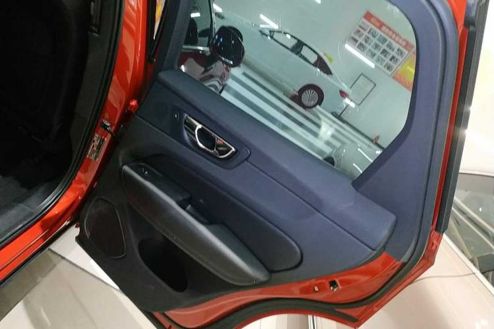 Used Volvo XC60 2019 T5 4x4 Smart Edition China V Standard Right Rear Door Interior