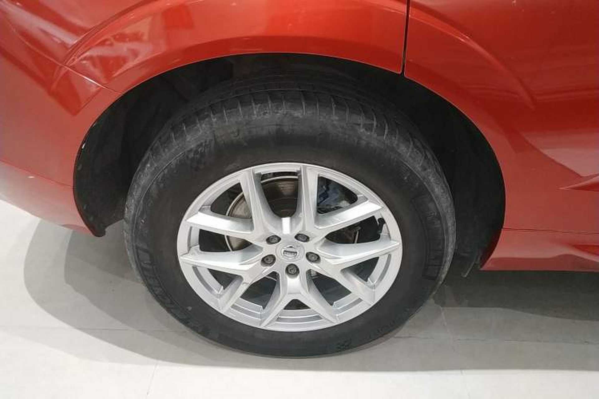 Used Volvo XC60 2019 T5 4x4 Smart Edition China V Standard Right Rear Wheel Hub