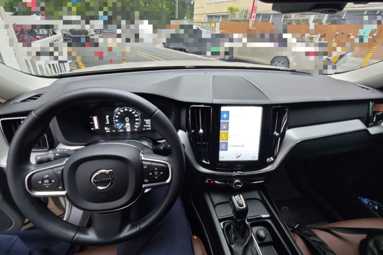 Used Volvo XC60 2019 T5 4x4 Smart Edition China V Standard Center Console