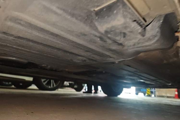 Used Volvo XC60 2019 T5 4x4 Smart Edition China VI Standard Chassis Rear Right